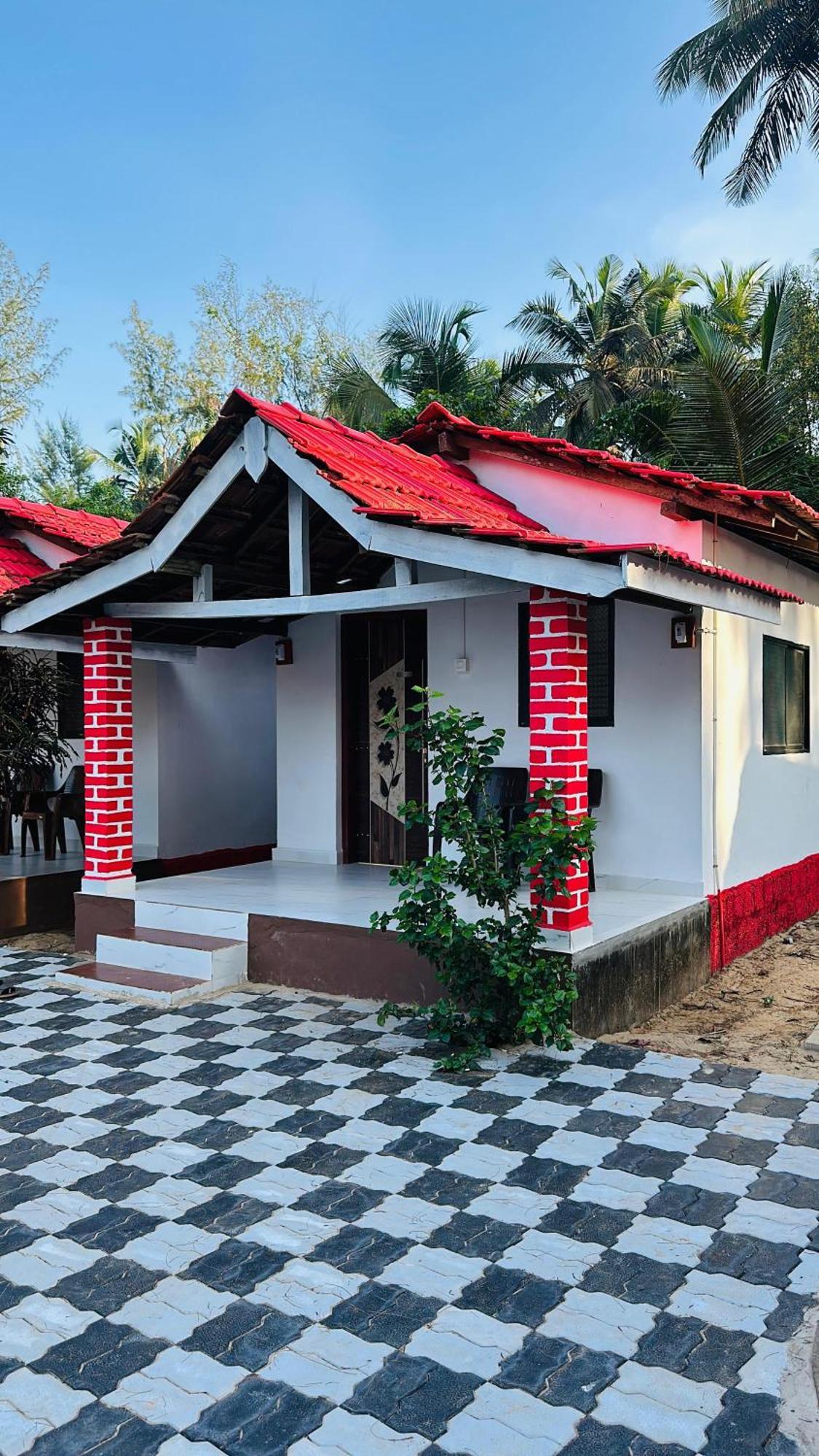 White Sand Beach Stay Resort Kumta Bagian luar foto